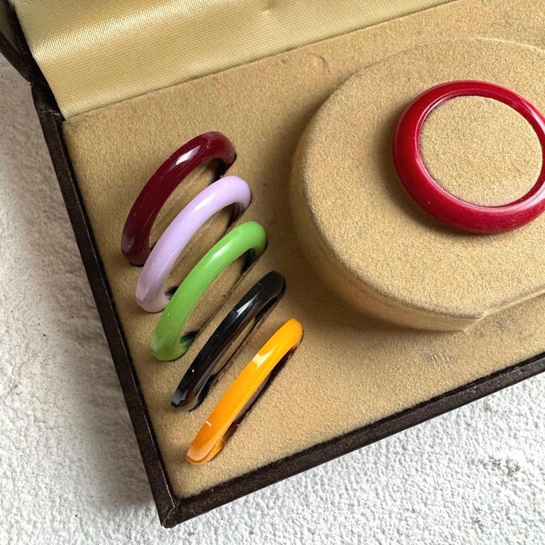 GUCCI Changeable Bezel Set – 11 Colors with Original Case – For Vintage Watch