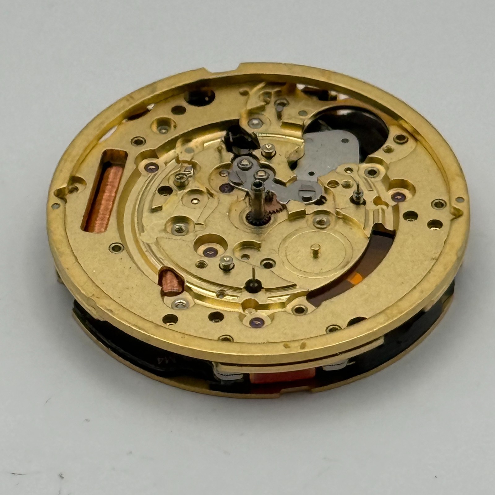 Ronda 5040.D Watch Movement Quartz Swiss R9 13 Jewels Vintage Parts 28.5mm