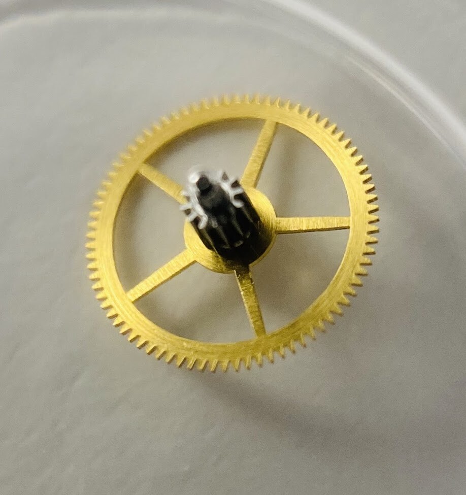 ROLEX FACTORY NEW SEALED GREAT WHEEL 3135 330