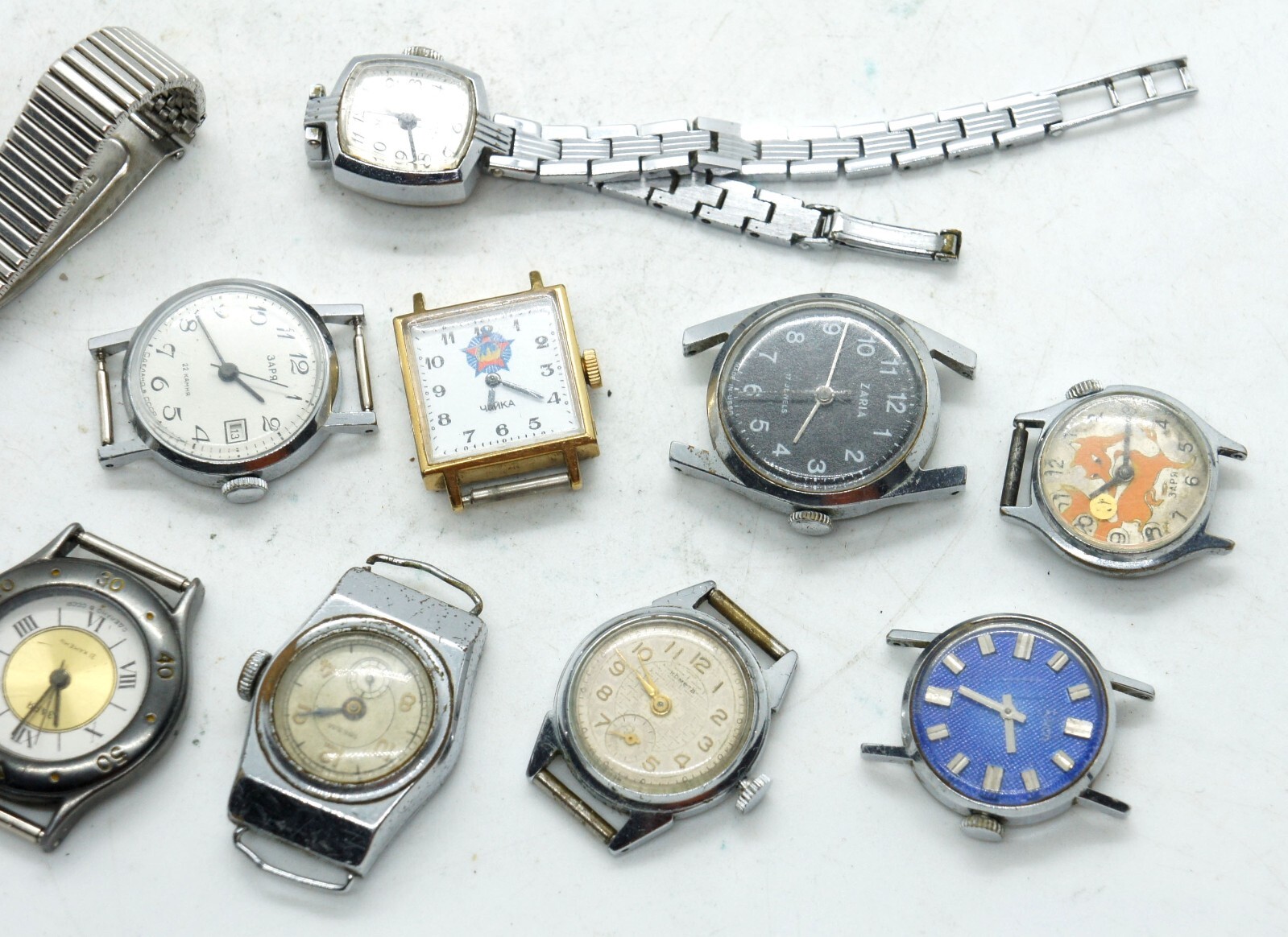 VINTAGE WOMEN LADIES WRIST WATCH LOT 10 LUCH ZARYA CHAIKA KOMETA PARTS USSR CCCR