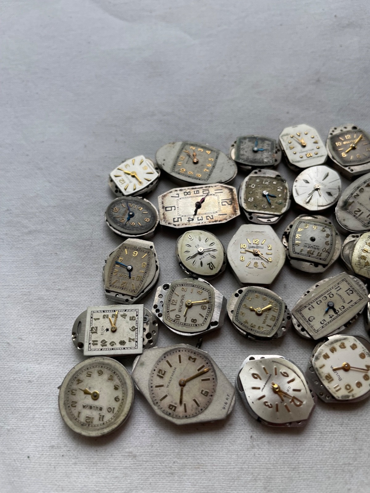 40 movement for USA ladies watches AS IS – Elgin Bulova Waltham Gruen etc.