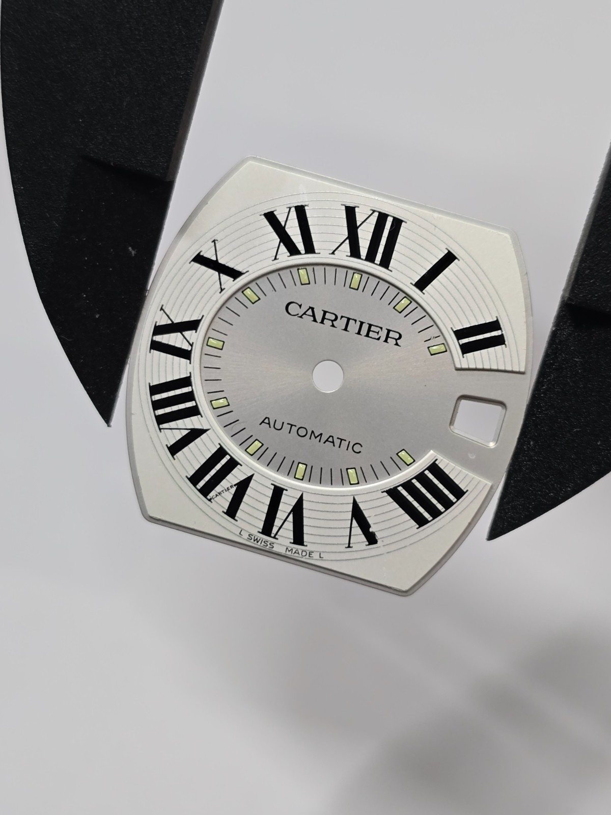 Genuine Cartier Roadster Silver Dial W62025V3 2510 26mm