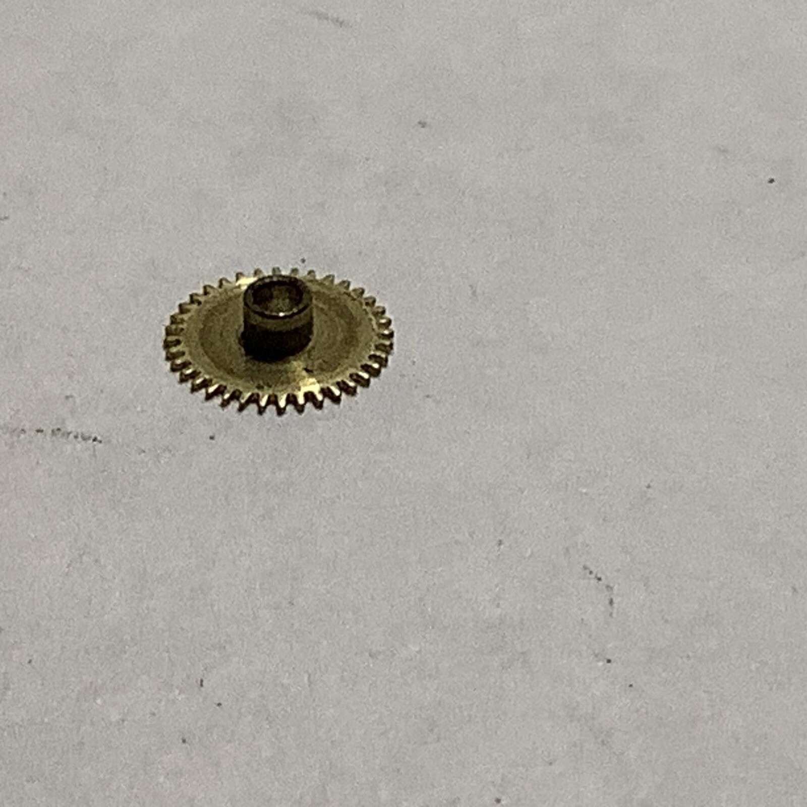 CLASSIC WATCH PARTS.REFURBISHED. RAKETA 2609HA Hour Wheel 250