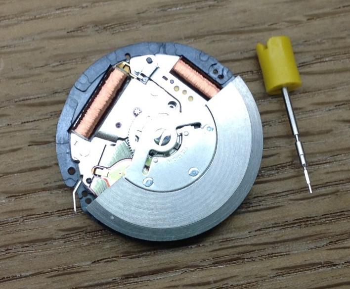 Seiko / Pulsar YT57B KINETIC Watch Movement – NEW – Black & White date