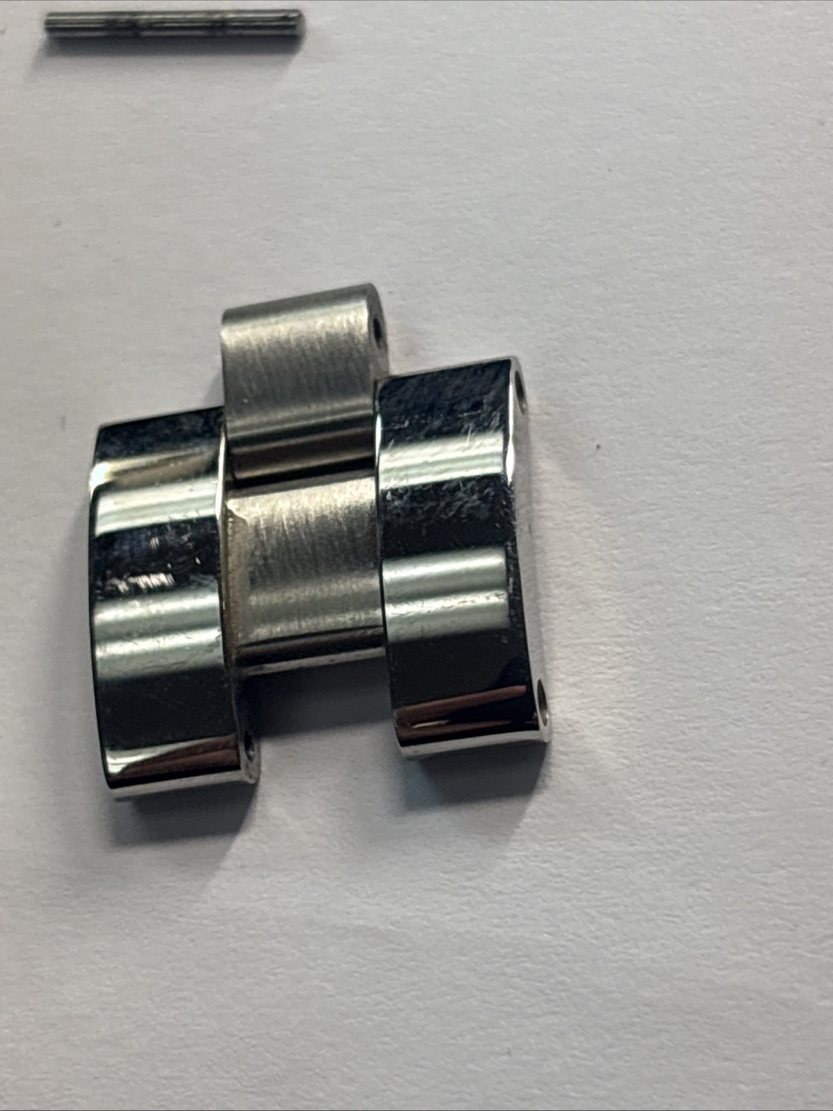 Cartier Roadster One Link As Is With 3 Screws And A Pin 18mm