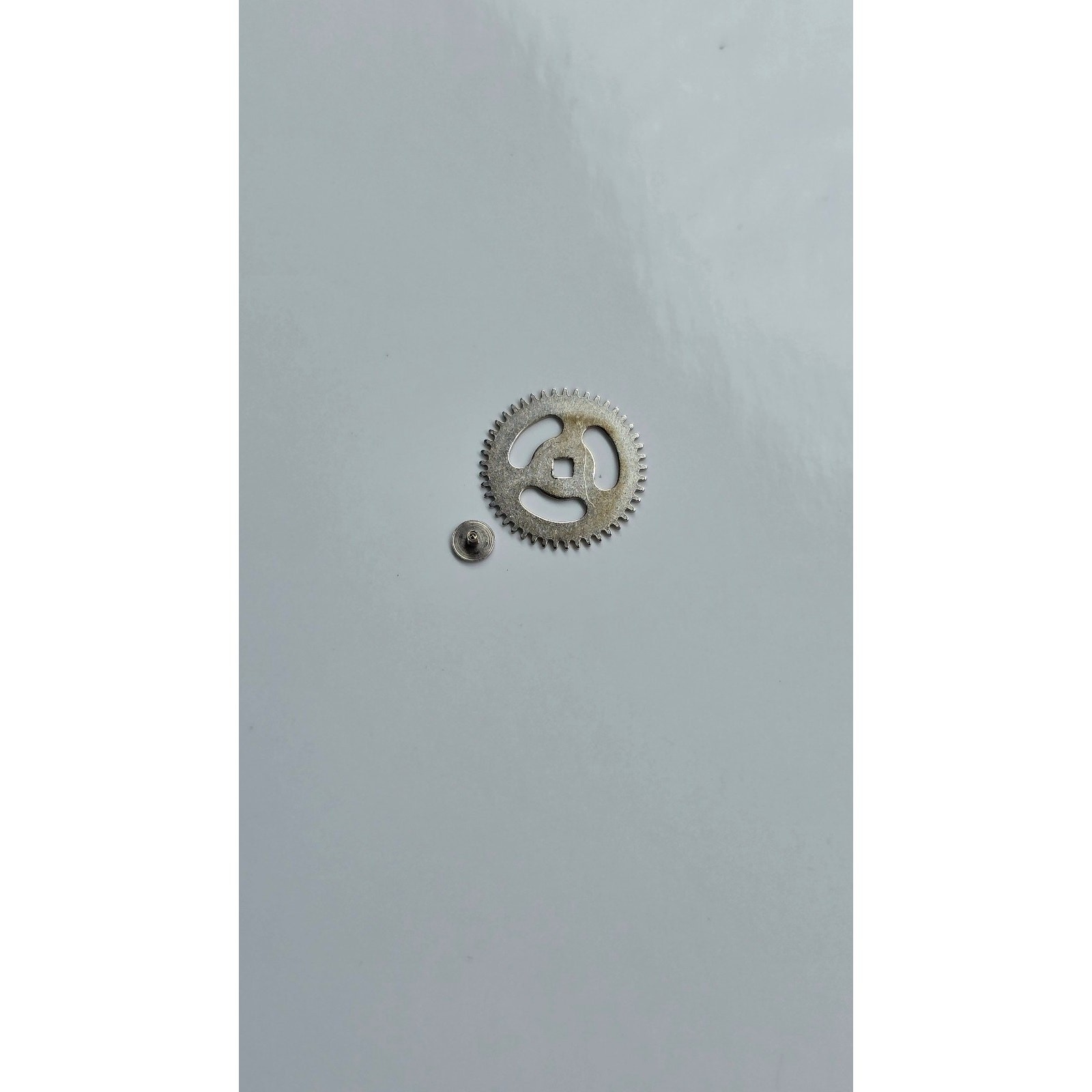 Ratchet Wheel Standard ST Cal. 1686 Original Watch Part / W29