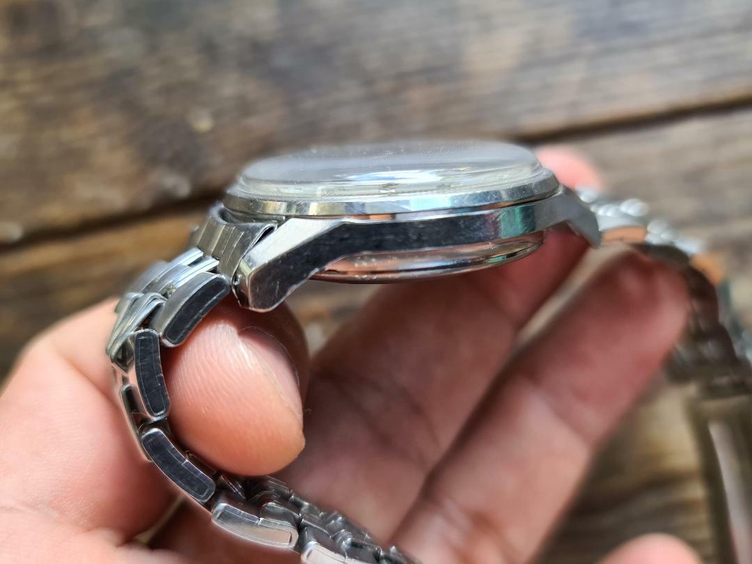 VINTAGE SEIKO 7619-7010 SPORTSMATIC 5 DELUXE DIASHOCK 25 JEWELS 1966 AUGUST