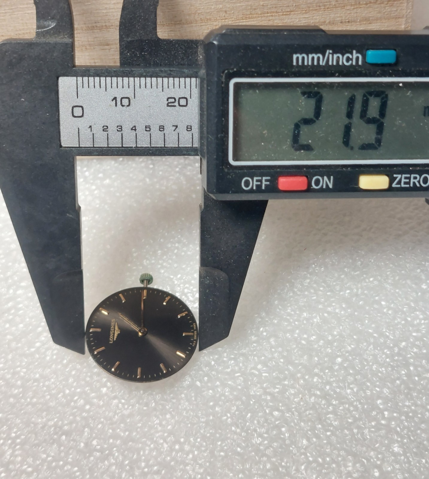 longines movement L 153.4 ETA 976.001