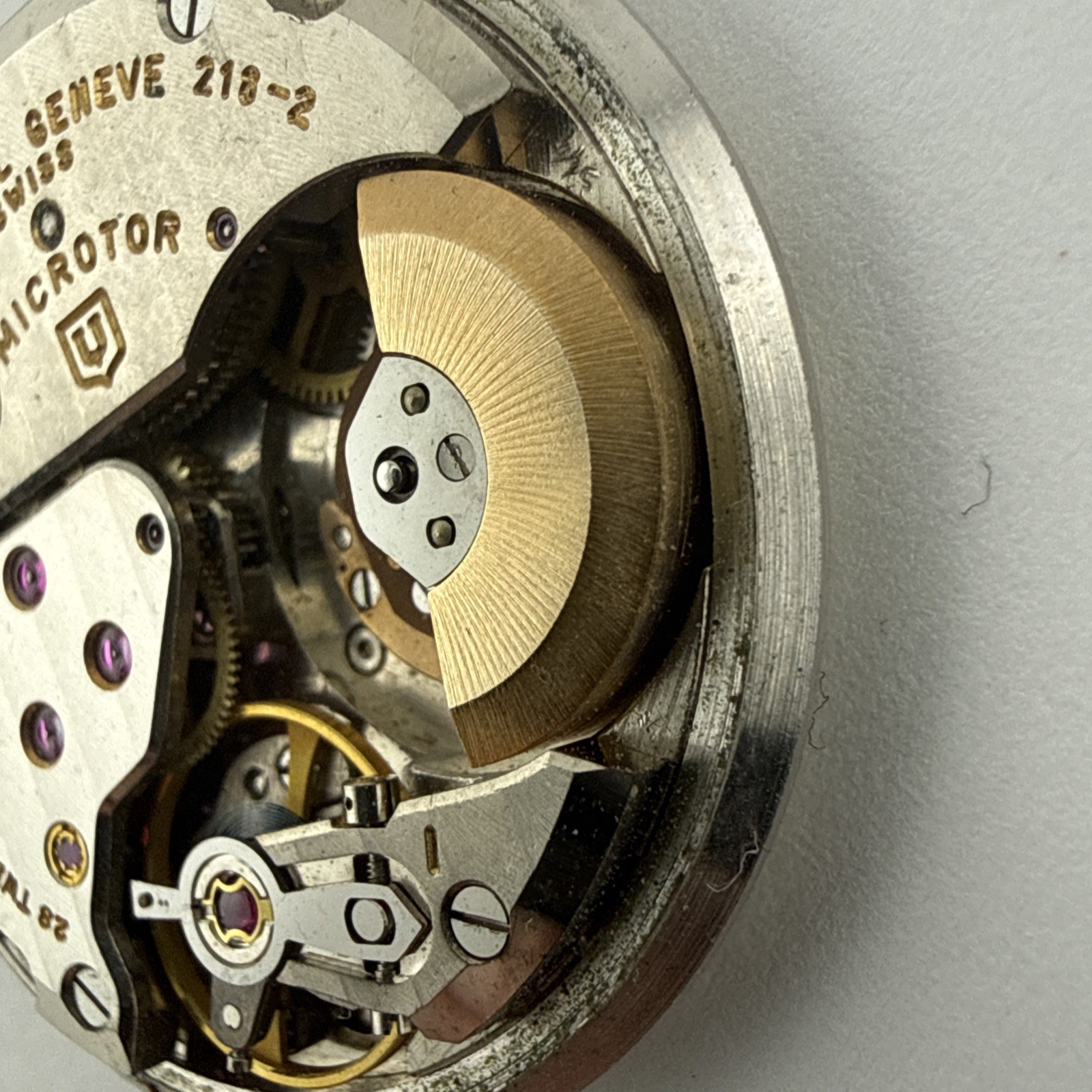 Universal Geneve Microtor Cal. 218-2 Movement & Dial – For Repsir Good Balance