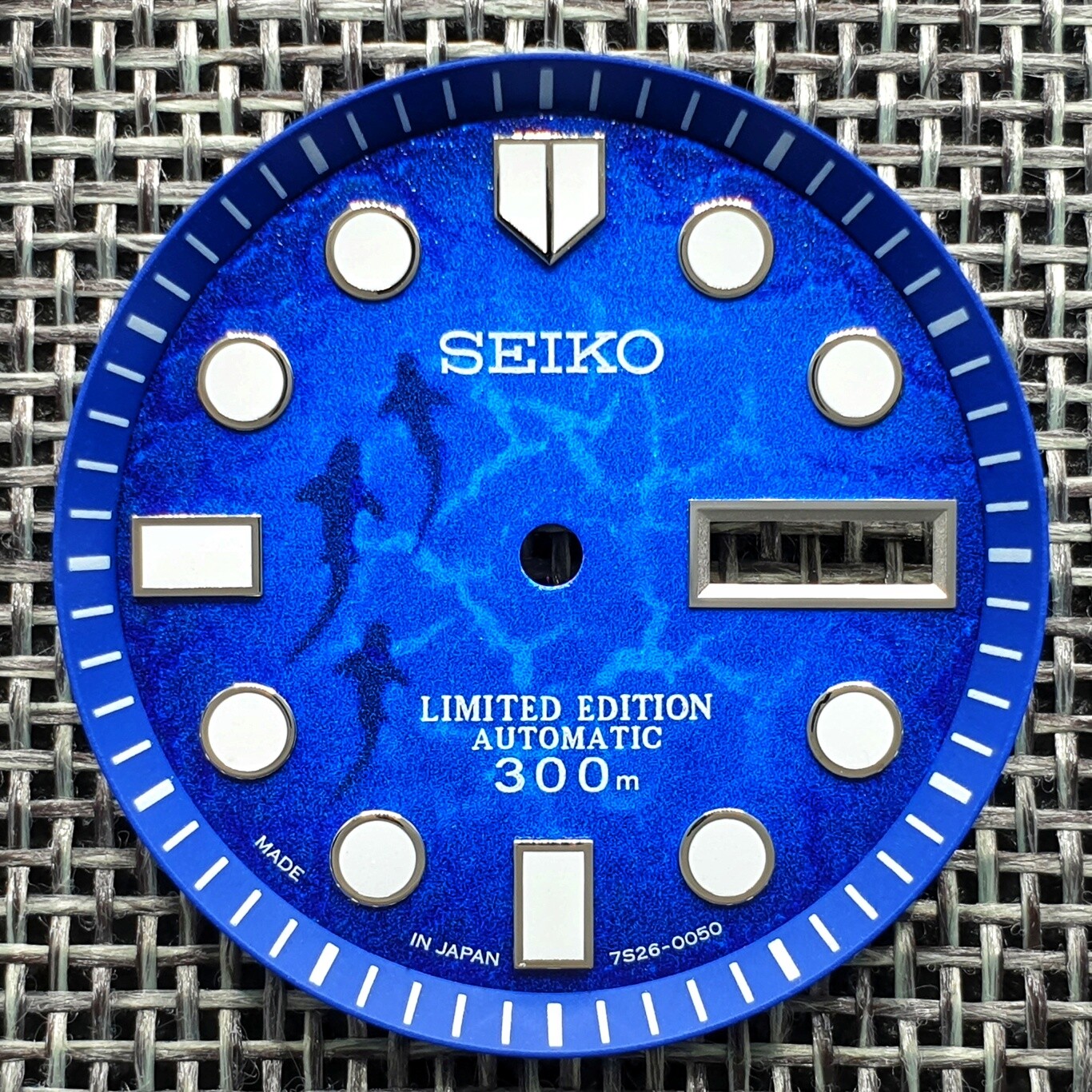 New SEIKO SAVE THE OCEAN SHARK LIMITED DIAL FOR NH36 4R36 7S26 with Chapter Ring