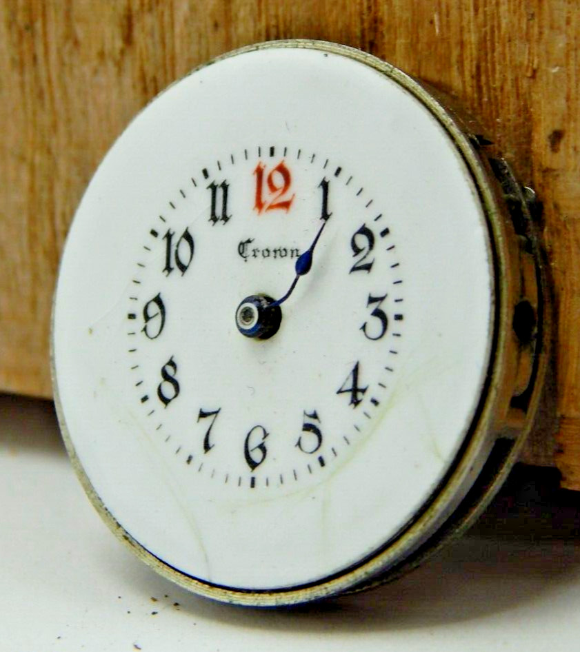 Vintage New York Standard Crown 730 model EE 3/0s 7 jewel hunting watch movement