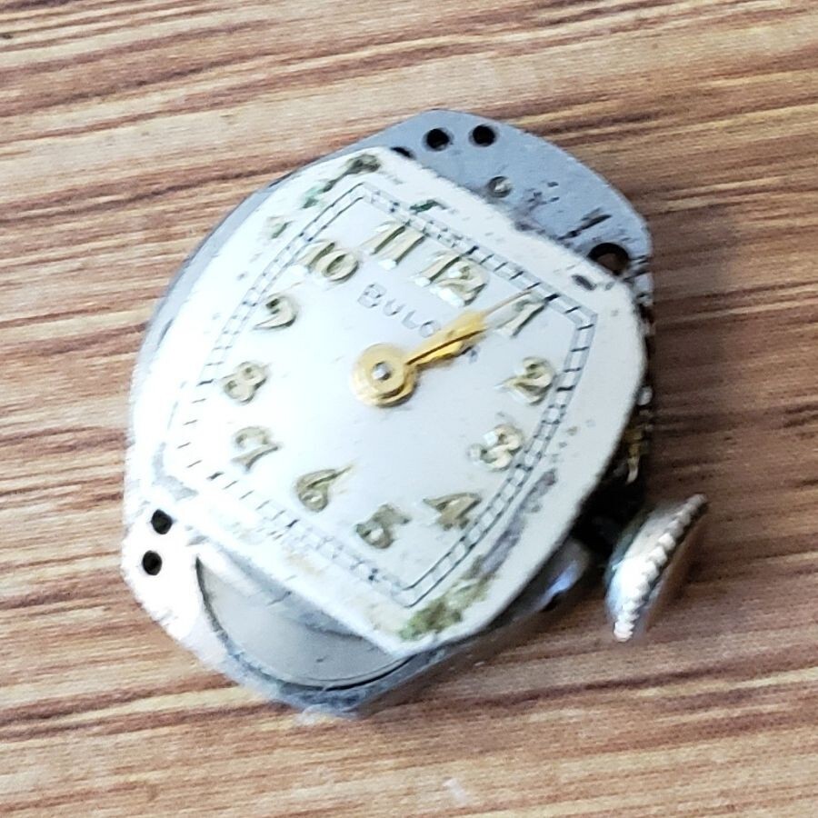 Bulova 6BO 1952 L2 BXW 17 Jewel Swiss Watch Mechanical Movement Vintage WP2