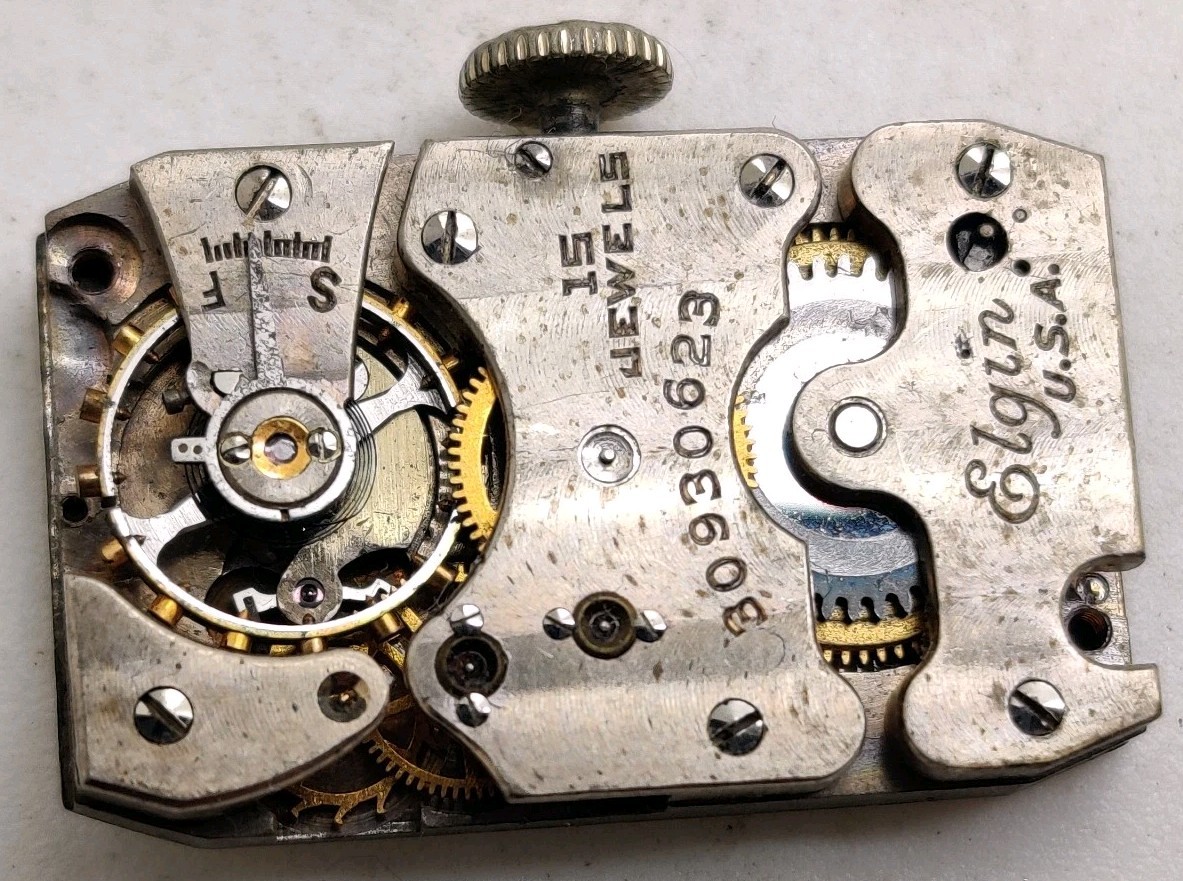 Vintage 1928 Elgin Grade 484 15 Jewel 18/0s Wrist watch movement For Repair