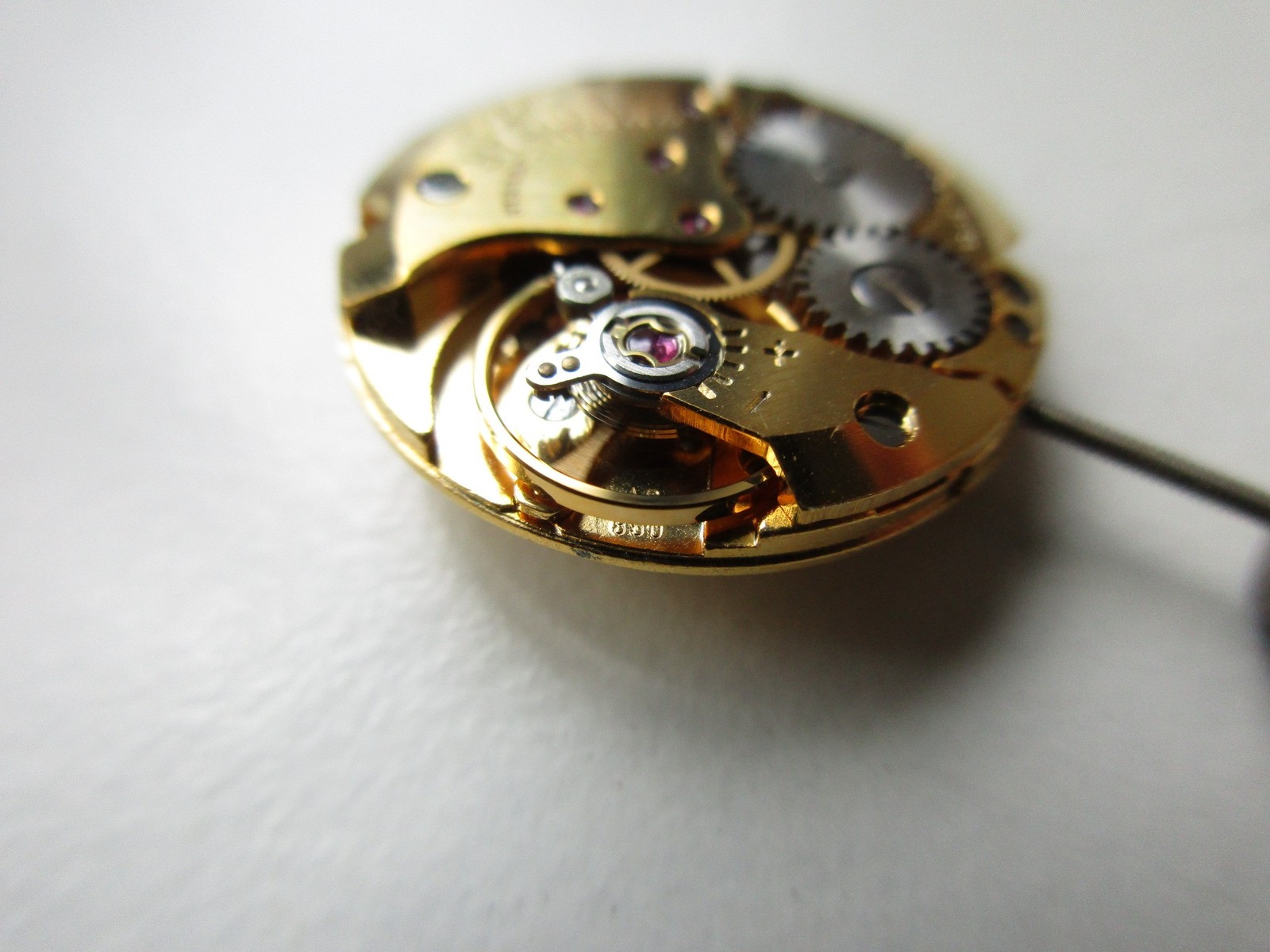 Enicar AR cal. 850 Swiss N.O.S. watch movement – running