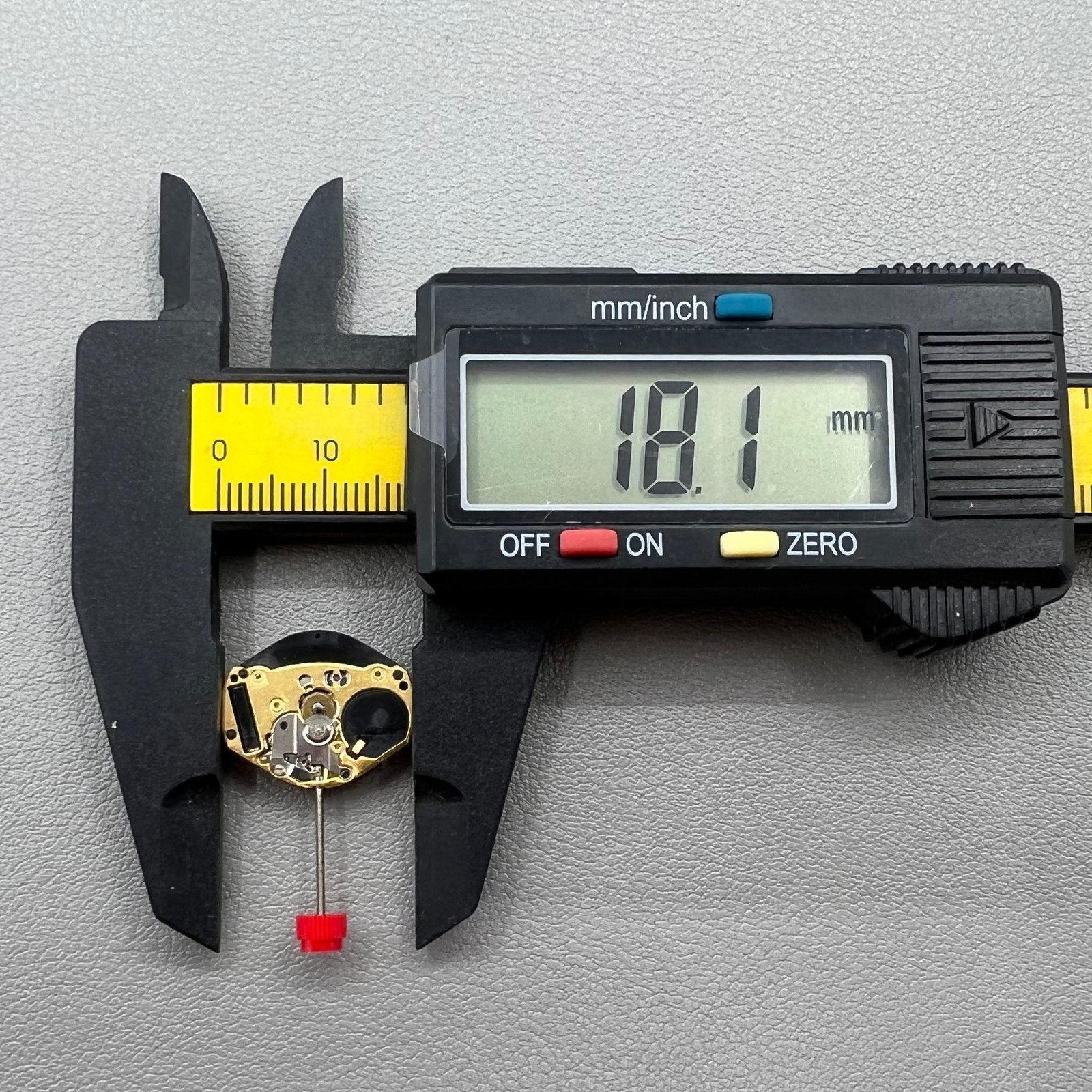 Quartz Watch Swiss ETA 902.002 Movement 2 Hands