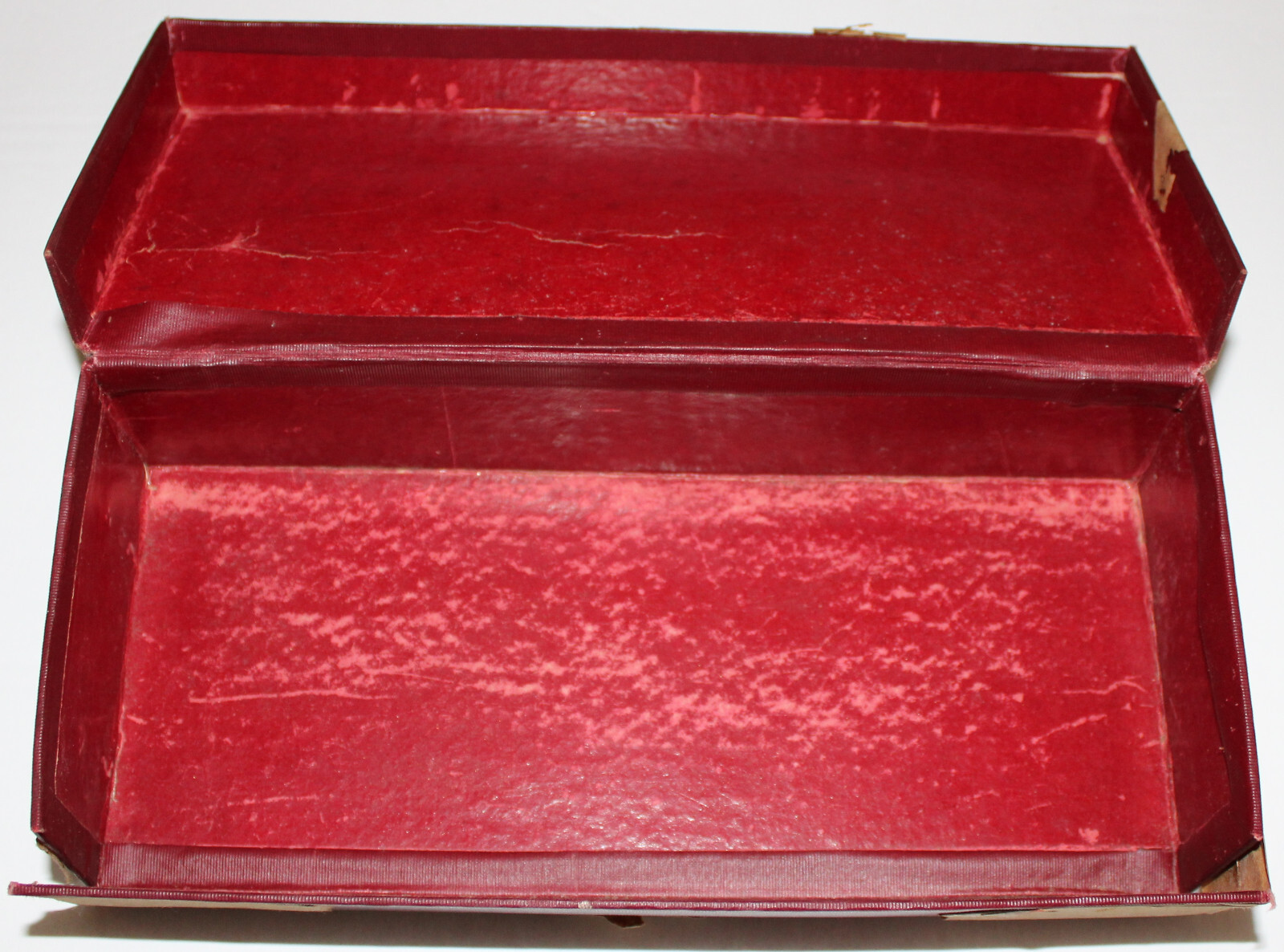 Vintage SWARTCHILD & CO. NY NEW YORK BURGUNDY 10.5×4.5×2.25 BOX M4