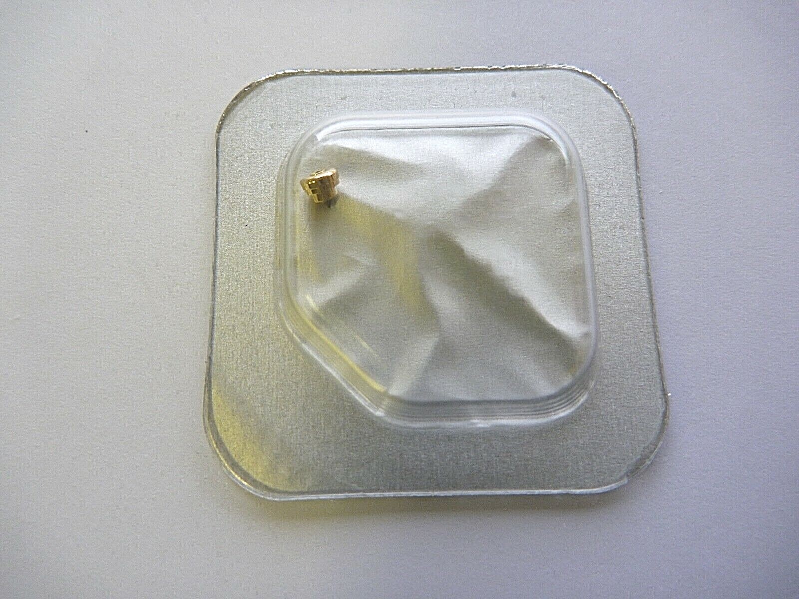 Piaget Polo 15201 C70, new original yellow pusher. GV090069 9103 1483