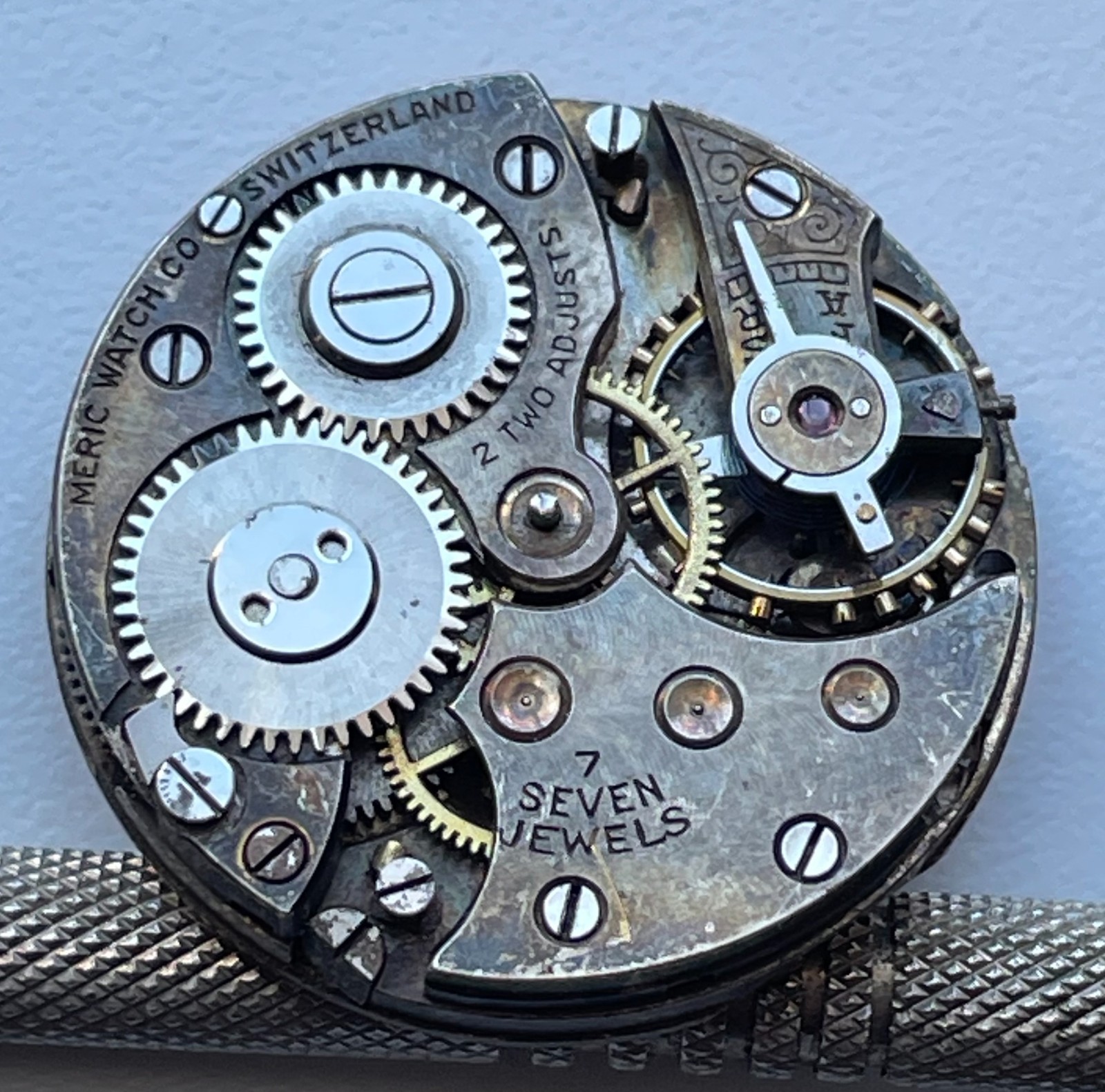 Meric Watch Co Swiss 7 Jewels Manual Wind Movement Nos 23.6mm For Parts Repair