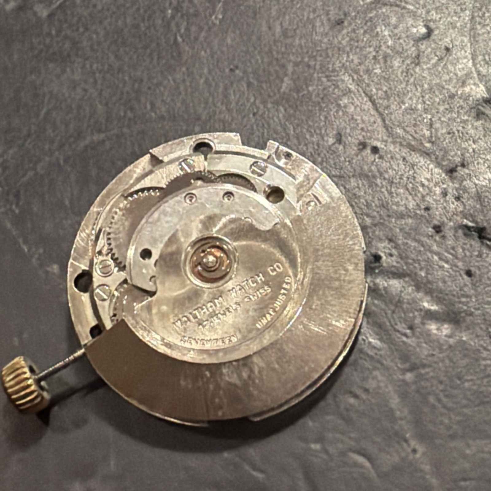 AG12 VINTAGE MEN’S WALTHAM AUTOMATIC WRIST WATCH MOVEMENT UNTESTED SOLD AS IS***