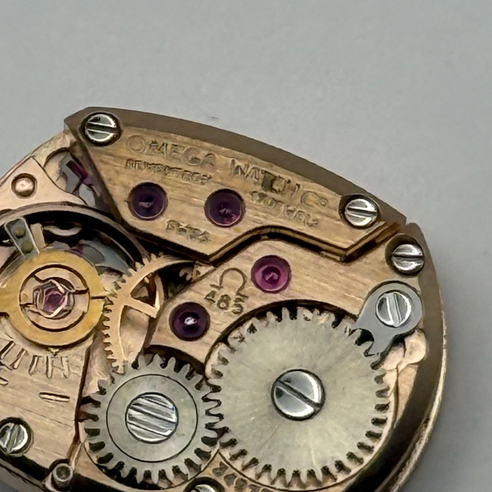 Omega 485 Watch Movement Cabochon Tiger’s Eye Crown Ladies Swiss Parts 15.5mm