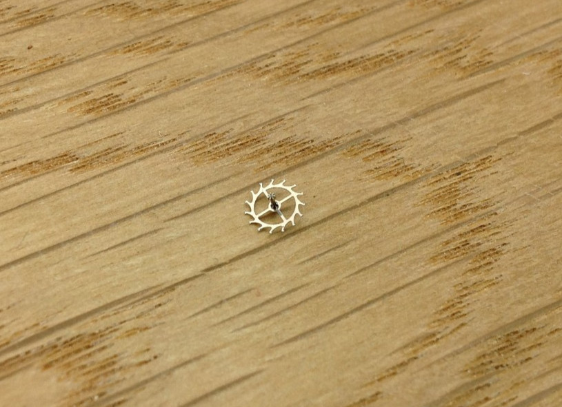Escape Wheel for Seiko Cal. 7002, 7002A, 7005, 7005A, 7006A, 7009, 7009A