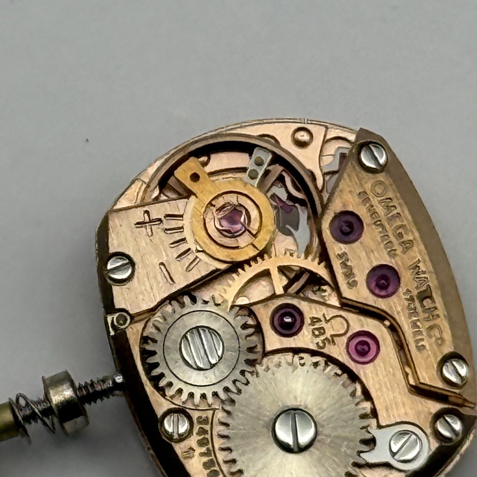 Omega 485 Watch Movement Cabochon Tiger’s Eye Crown Ladies Swiss Parts 15.5mm
