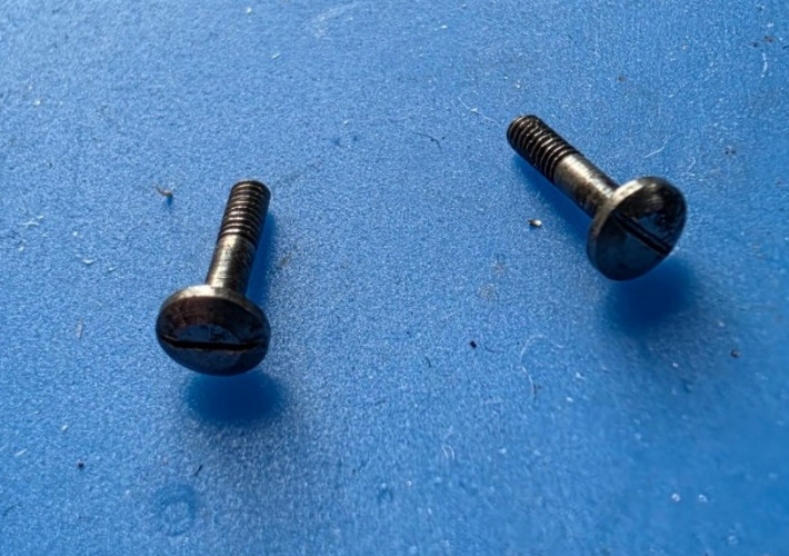 VINTAGE 16 SIZE WALTHAM VANGUARD POCKET WATCH CASE SCREWS 2 PCS
