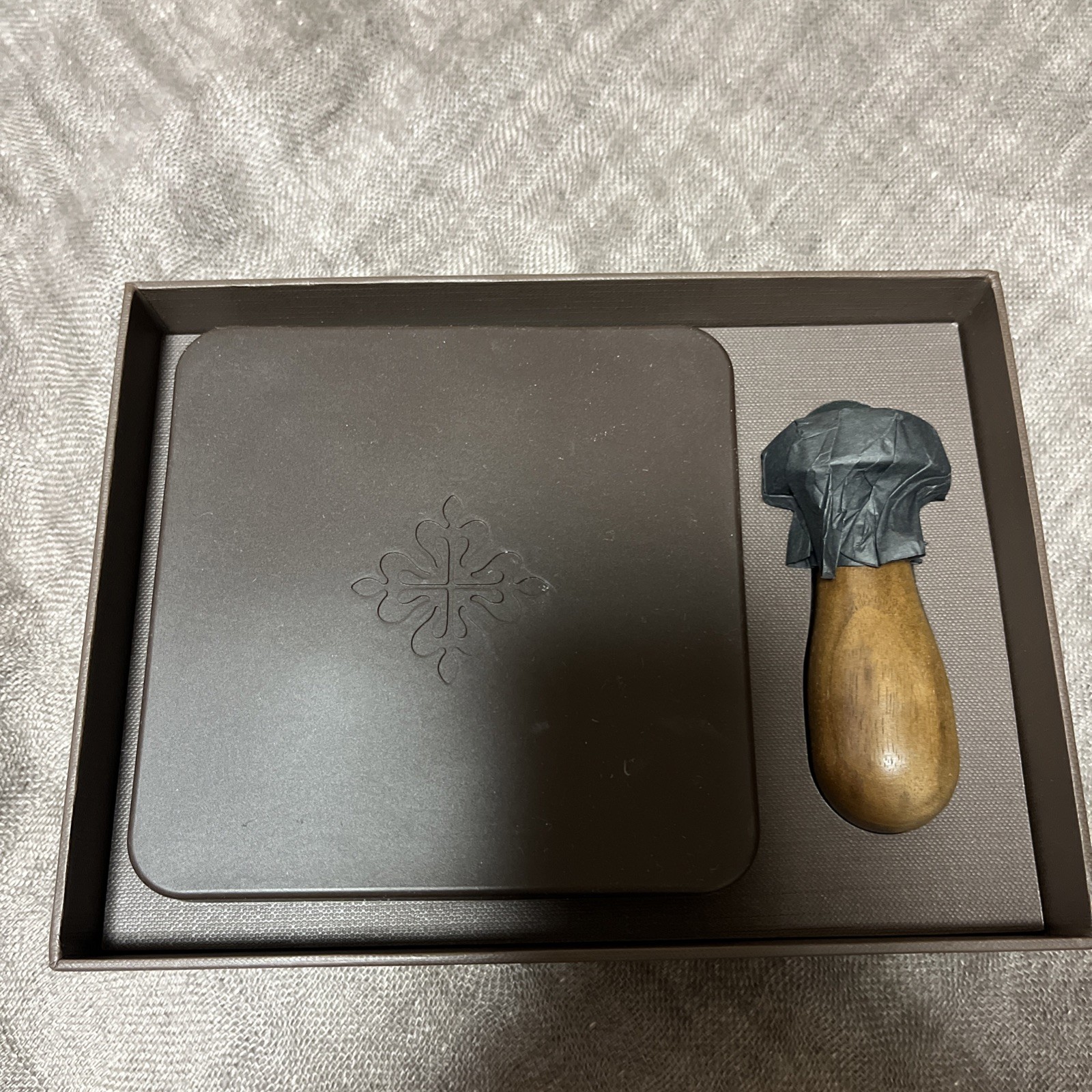 Patek Philippe Ice Cube Stamp Document Stamp Special gift for VIP customers