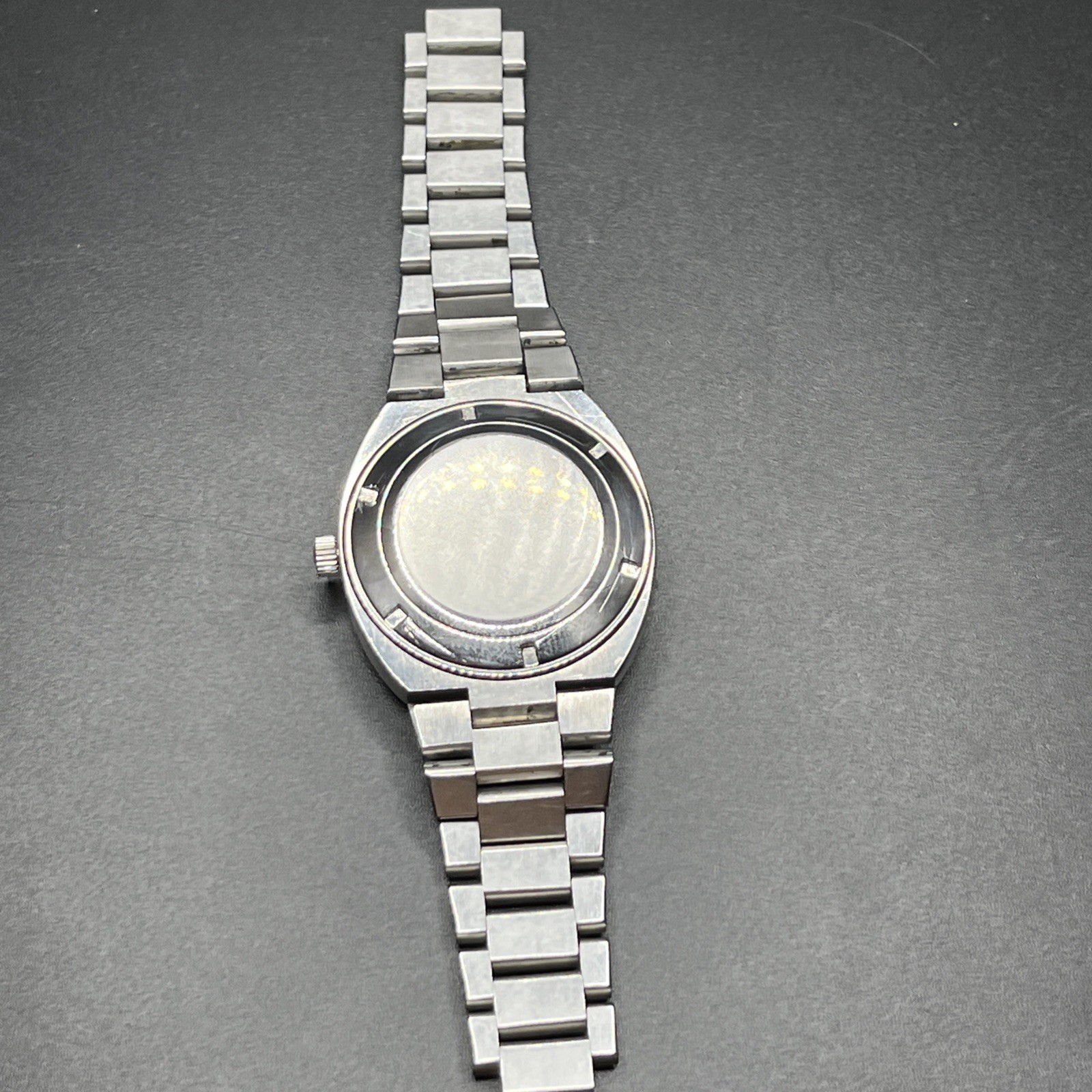 Girard Perregaux Gyromatic 9393HA Case (015)