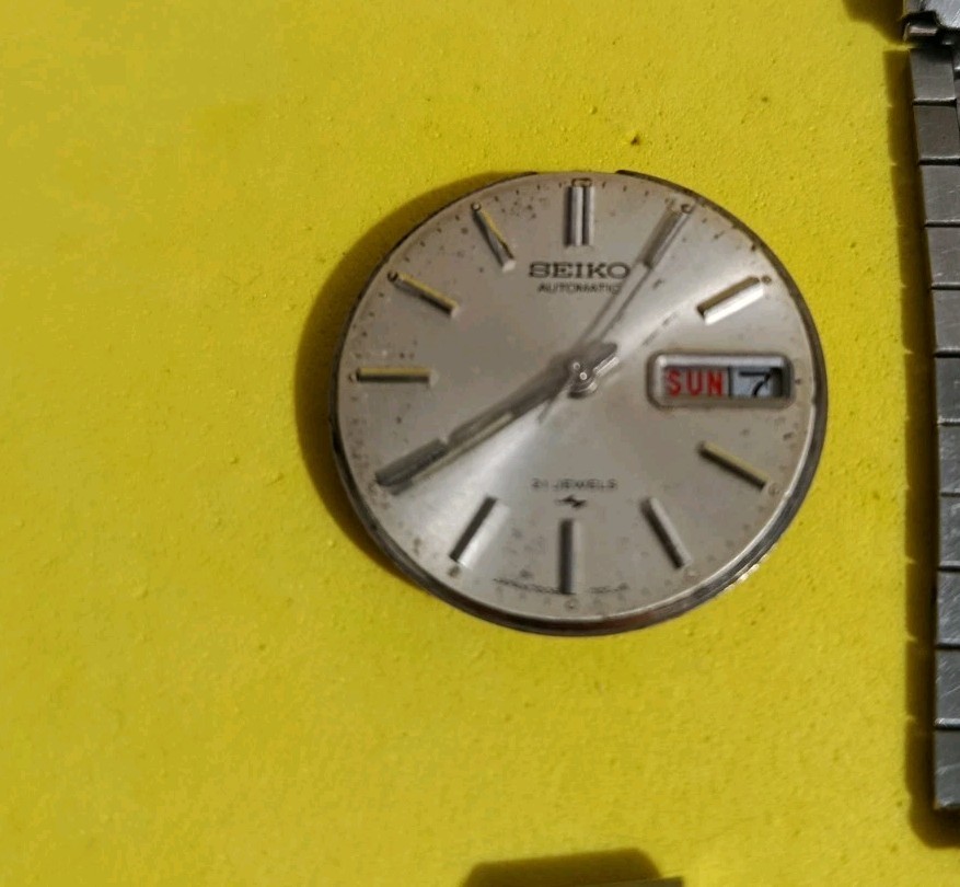 Lot Movement Seiko + Band Seiko And Other + End Link Wristwatch