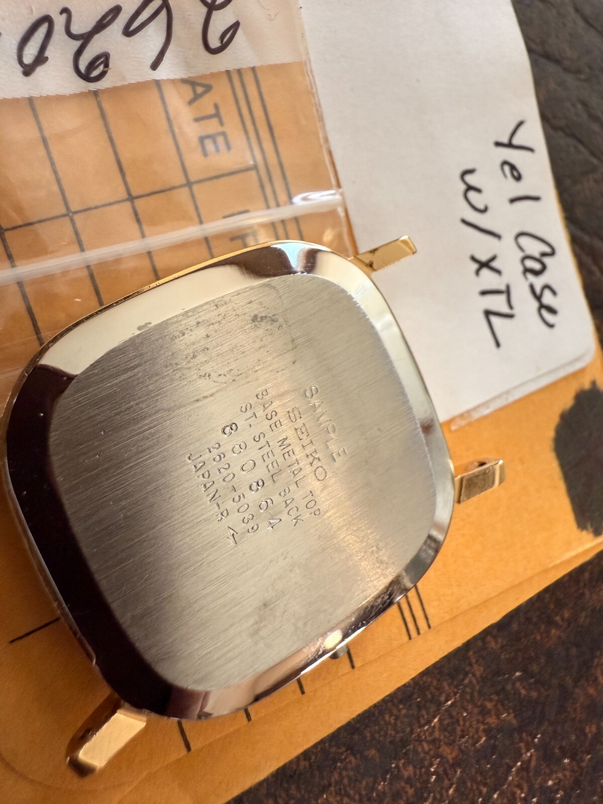 Vintage 1980’s Seiko Men’s Watch Gold Square Case back & Crystal XTL # 2620-5039
