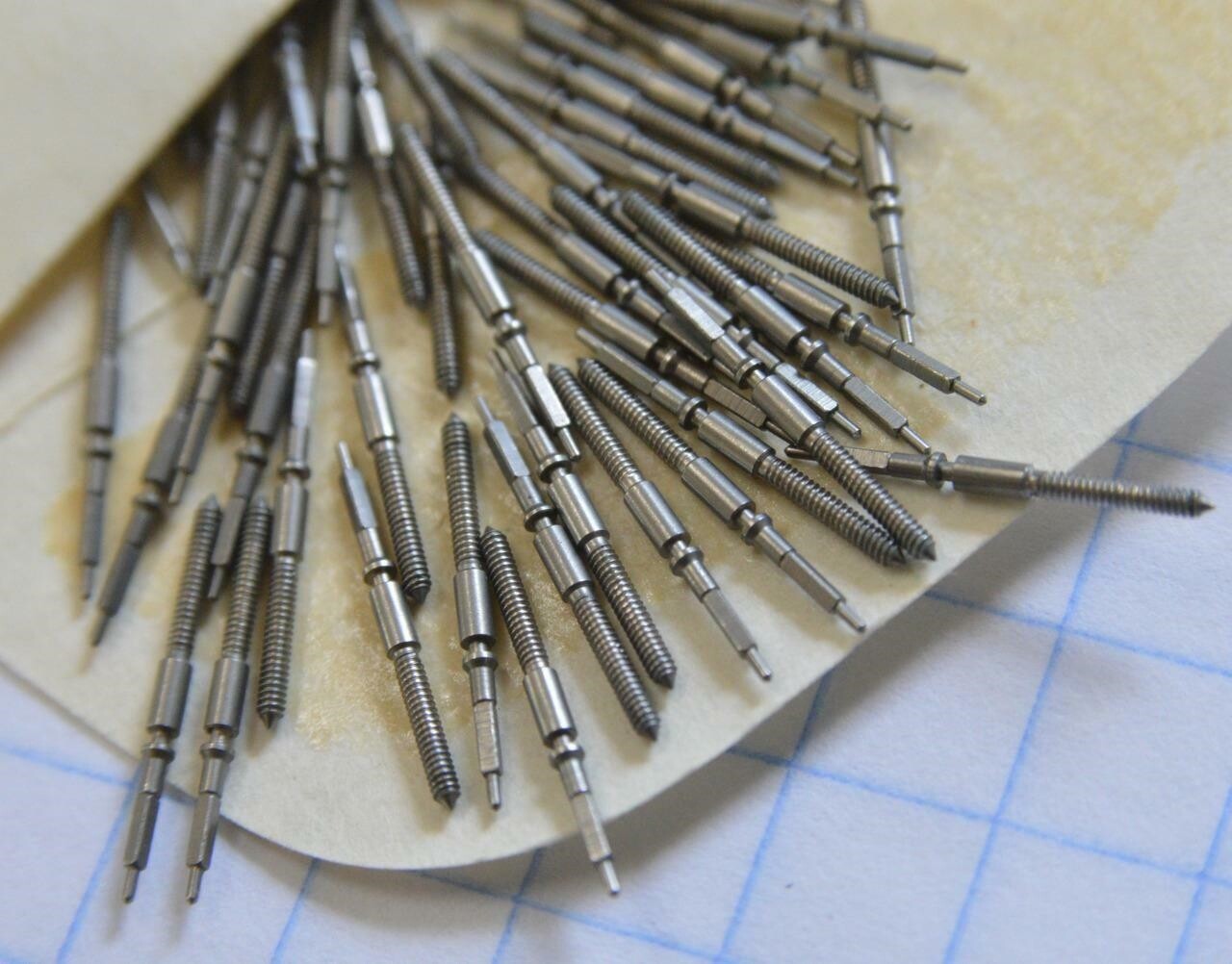 Lot (5) NOS Hamilton/Vantage Watch WINDING STEMS Parts, cal. 177 Standard Time