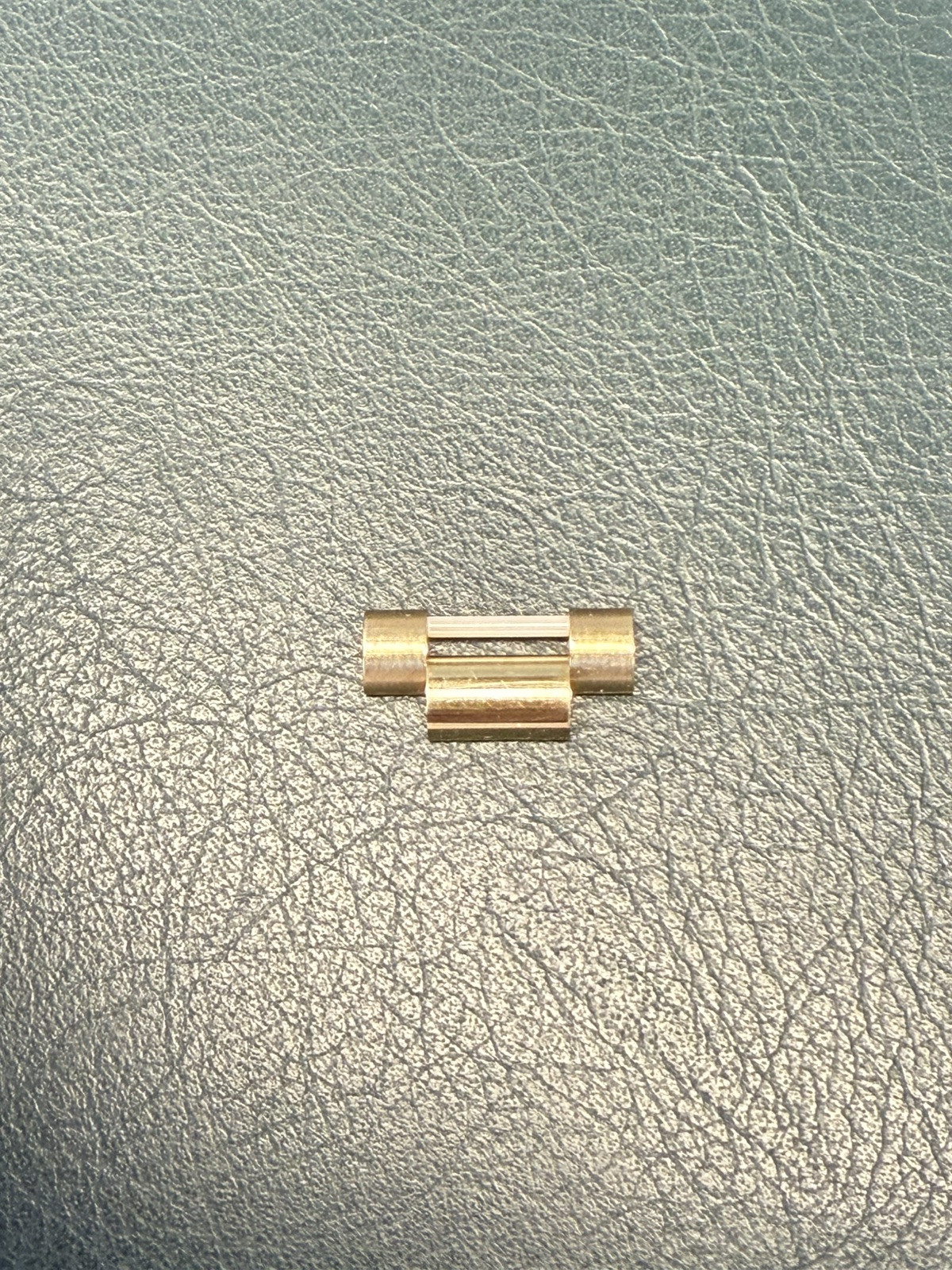 100% Original Rolex Day-Date 40 President Link 18k Yellow Gold 228238 228348