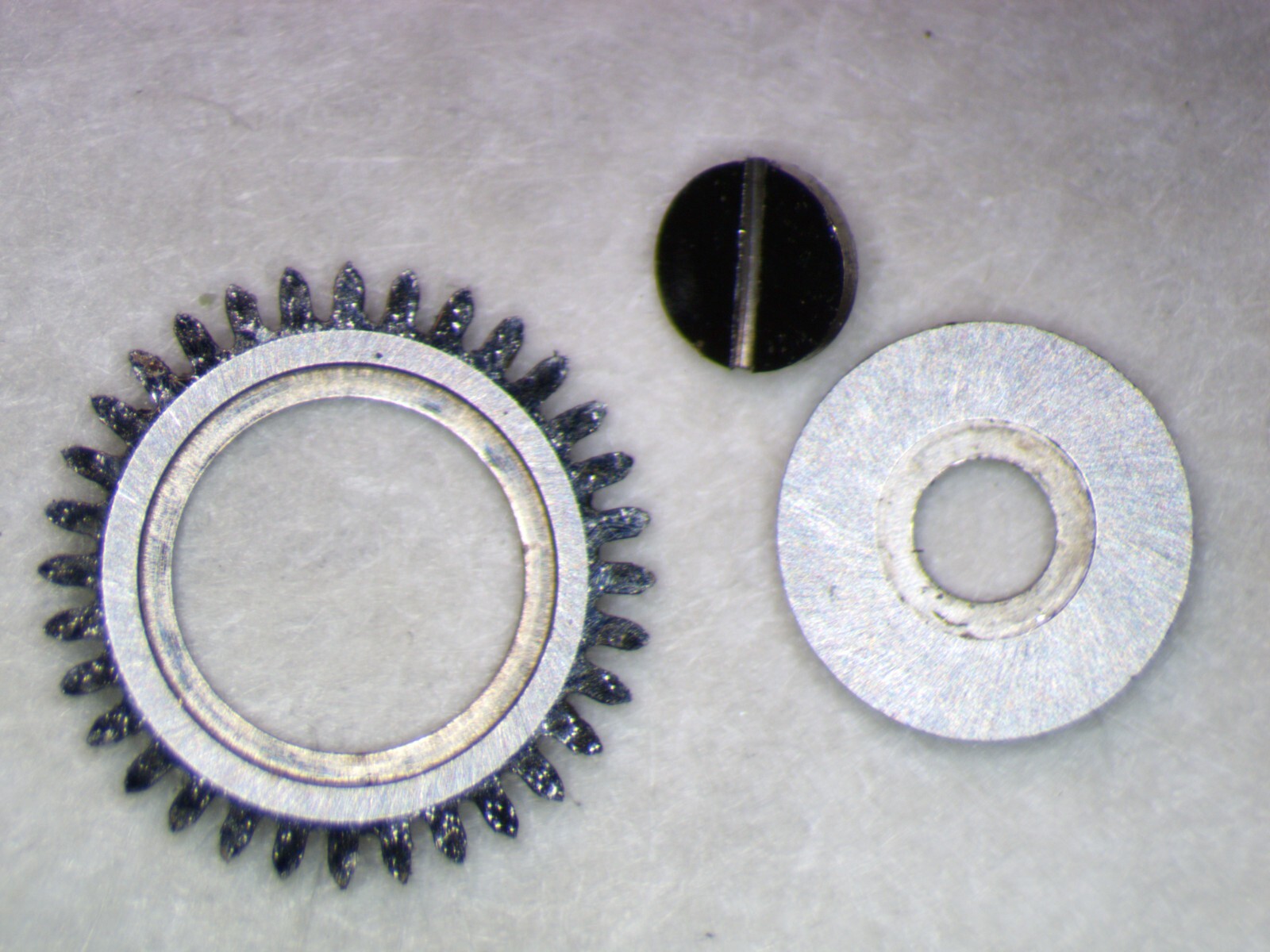 Girard-Perregaux 86 0420 Crown wheel w/screw Parts, Repair