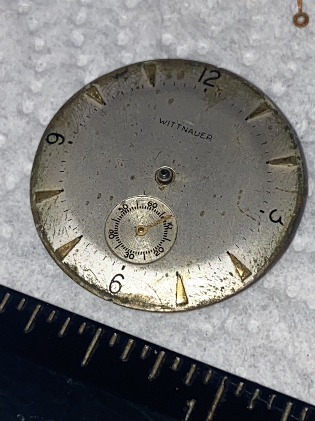 Vintage 17 jewel Wittnauer Revue 76/3G Gents watch movement (Parts Or repair)