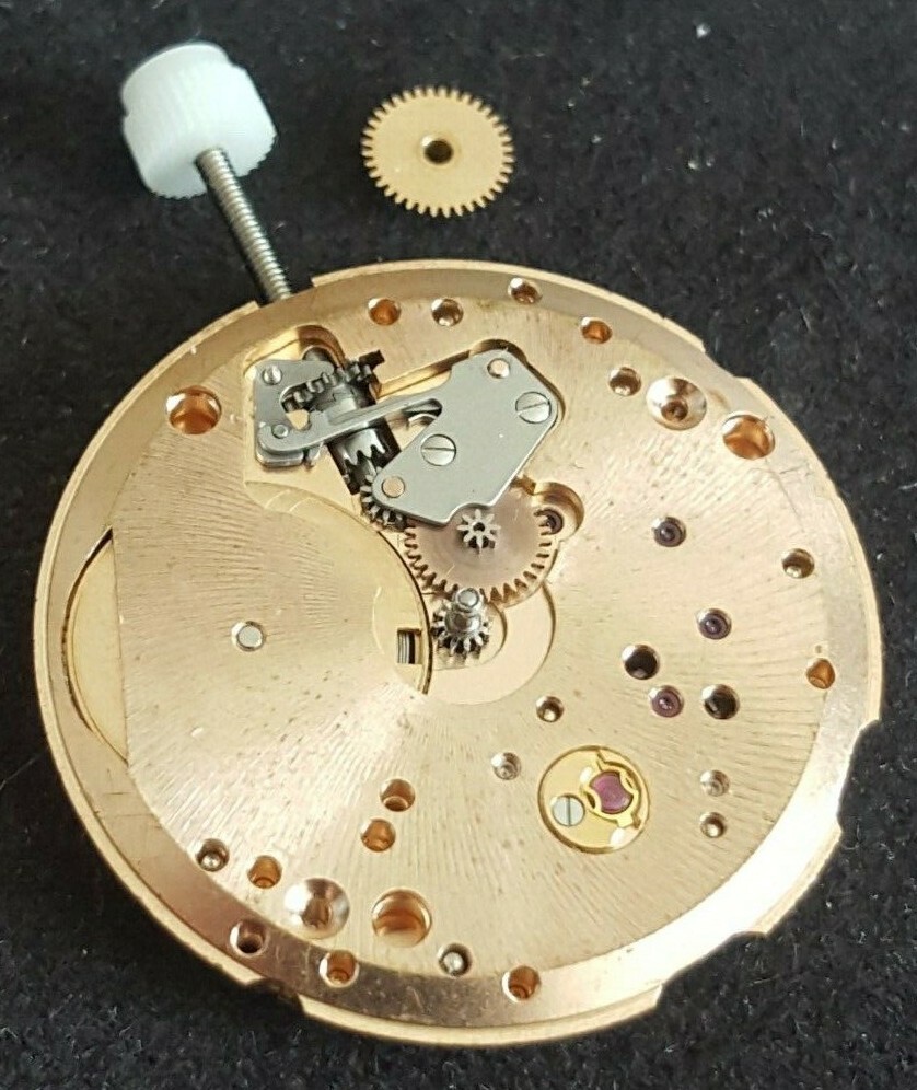 Omega Movement Caliber 410, 17 Jewels, Hour Wheel Height 1.50mm
