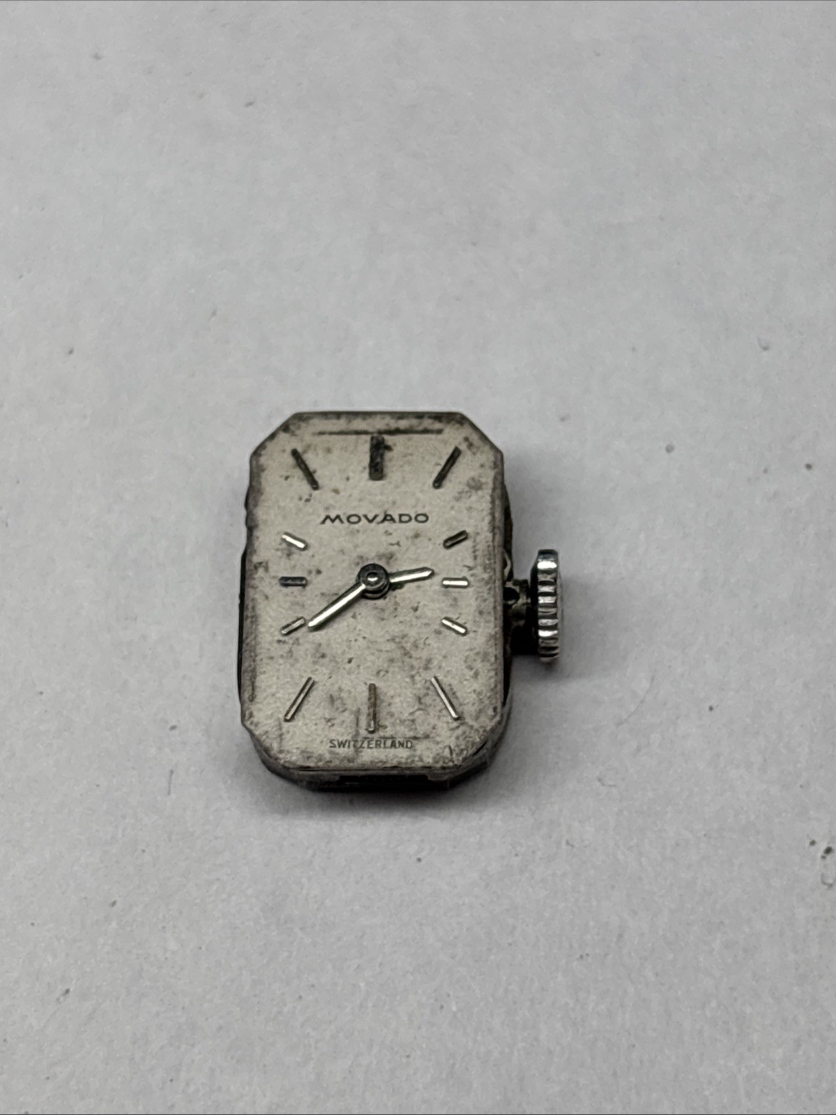 Vintage Movado Cal. 48 17 jewel watch movement Runs Well