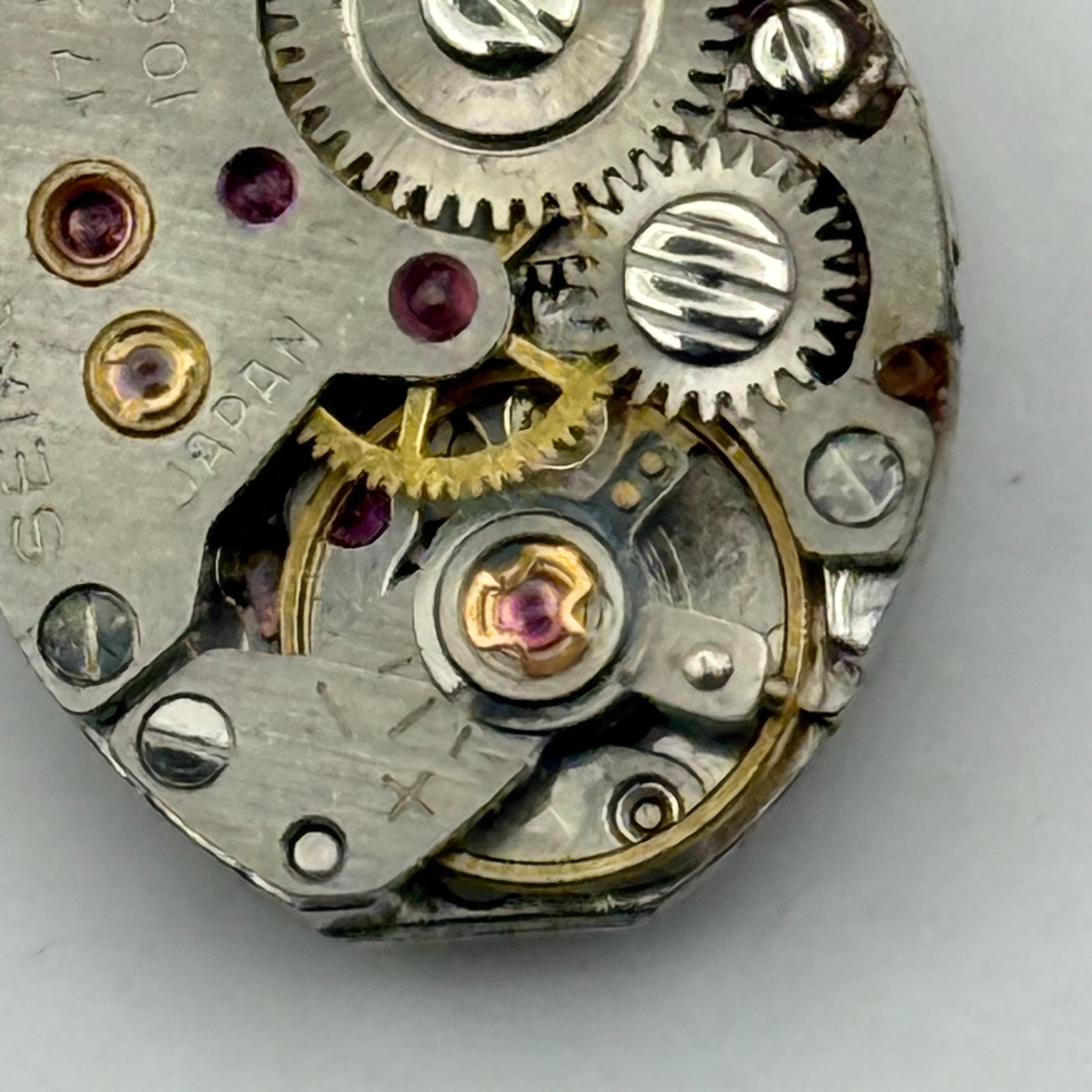 Seiko 10C Watch Movement Diashock Japan 17 Jewels Manual Wind Parts Repair 13mm