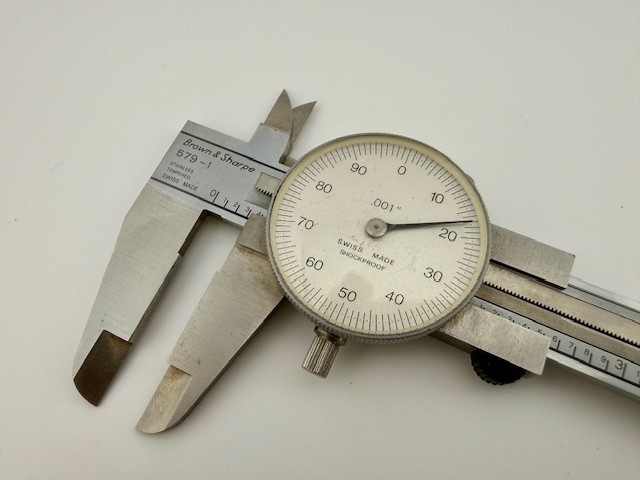 Vintage Brown & Sharpe 6″ Dial Caliper (579-1), Excellent Condition (Swiss Made)