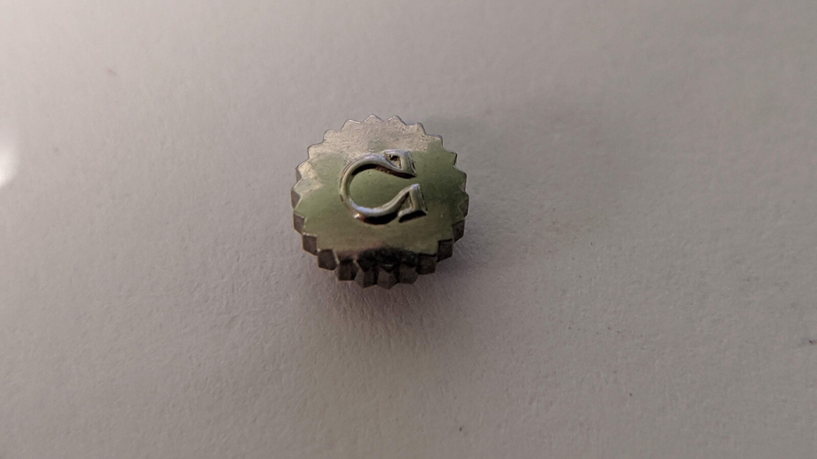 Used Genuine Omega S/S White Crown 4.95mm diameter, dress crown, tap 10 (0.90mm)