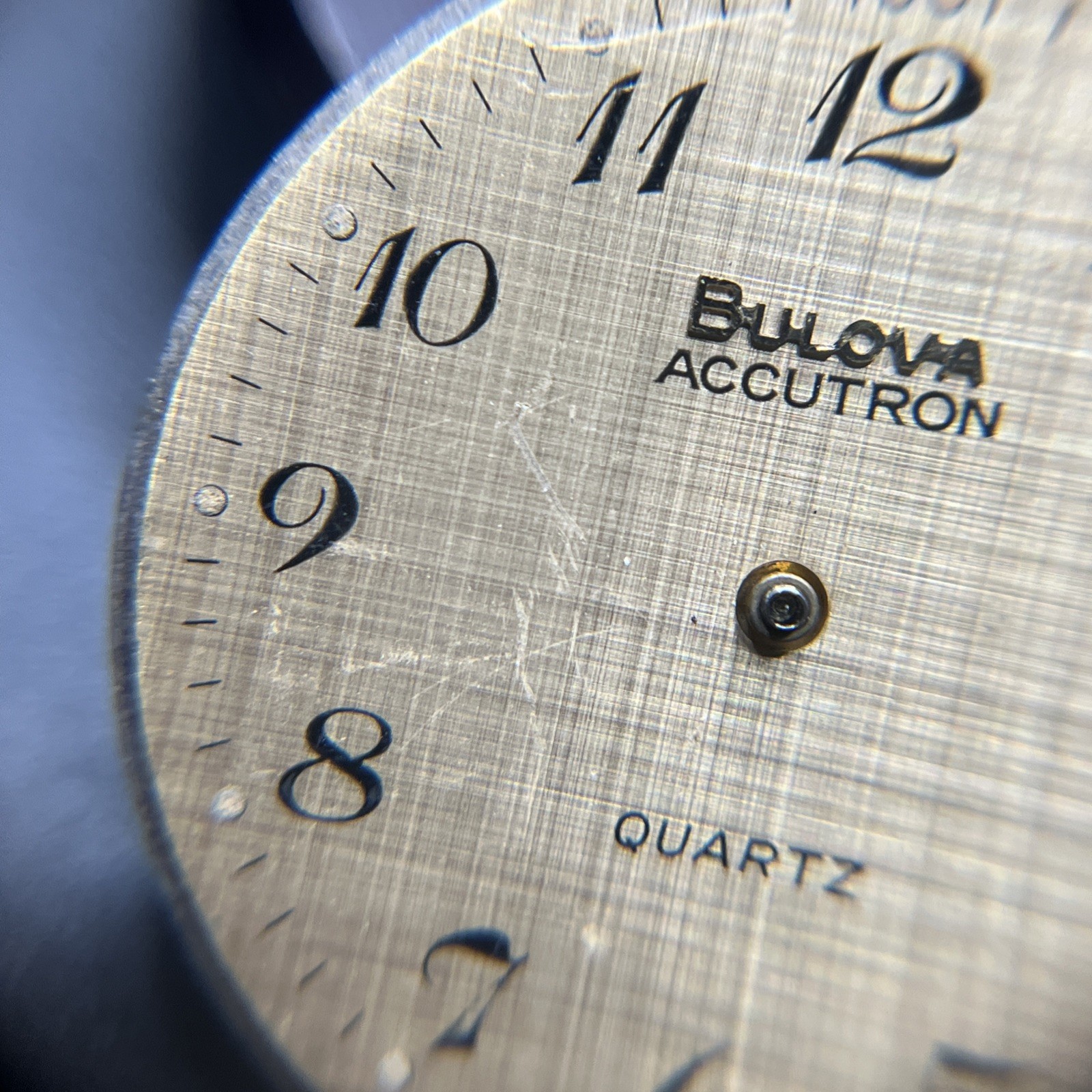 Bulova Accutron Quartz Cal. 2421.11 Movement (015)