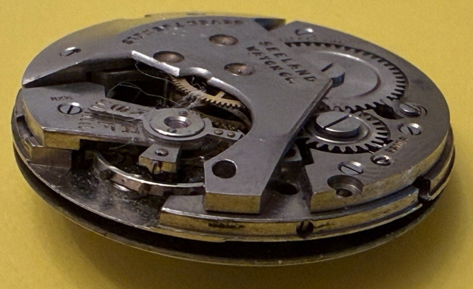 Vintage Crosby Seeland7 Seven Jewel Watch Movement – 26mm – Untested – For Parts