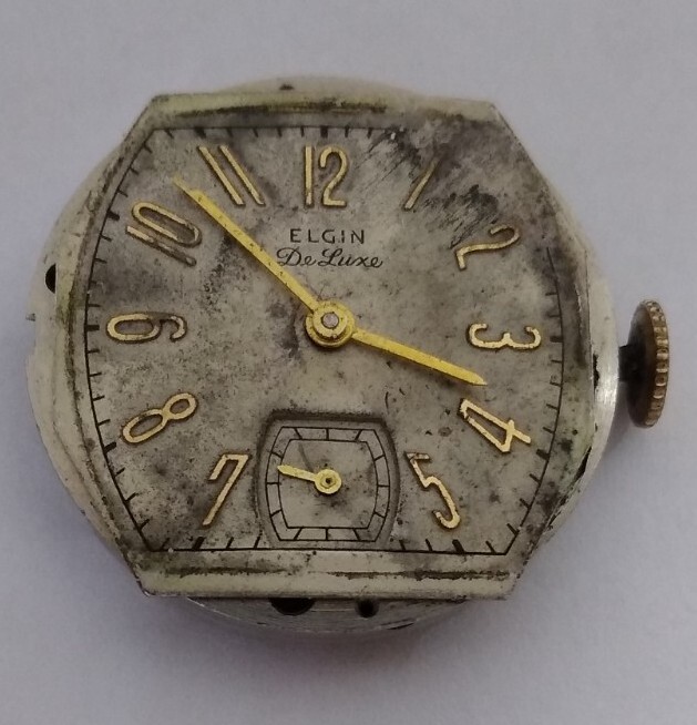 1941 Elgin 555 Movement 8/0 Size Complete With Case Back To Restore