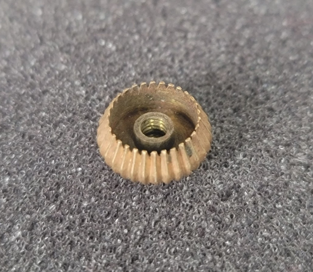 Vintage Pocket Watch Crown Gold Filled 9mm Diameter 4mm Height 7mm Opening F29b