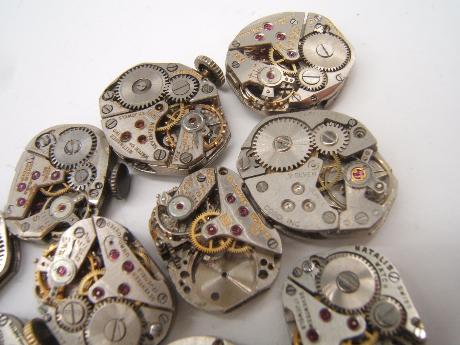 13 SMALL WOMEN’S WATCH MOVEMENTS PARTS REPAIR MECHANICAL WIND UP (LOT BC)