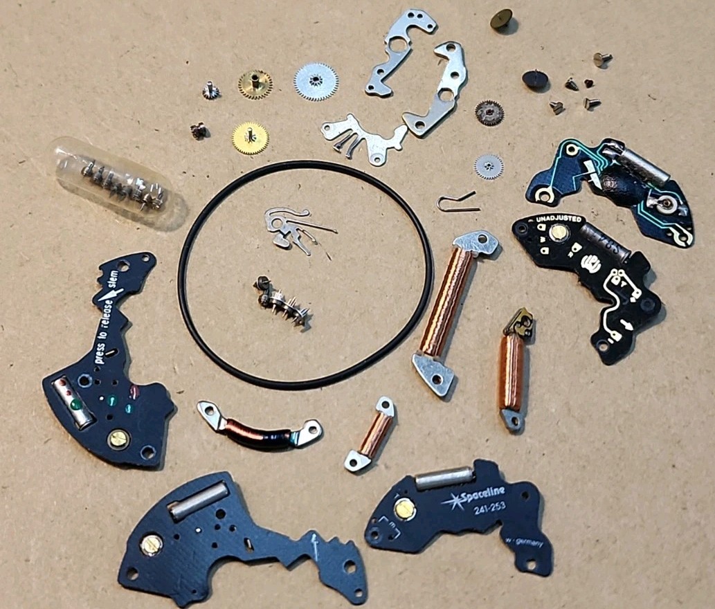 Lot Of Mixed NOS Circuits Coils Quartz Watch Movement Parts Repairs Spares