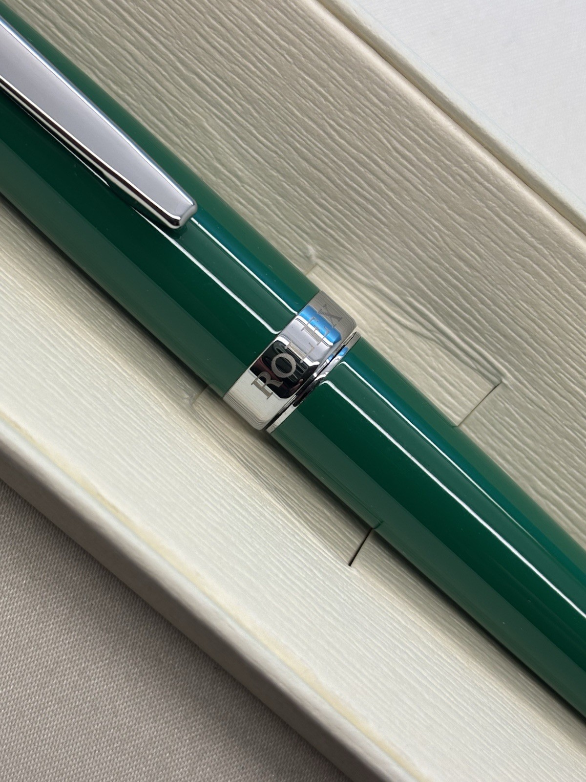 Rolex Classic Green Ballpoint Pen In Presentation Gift Genuine