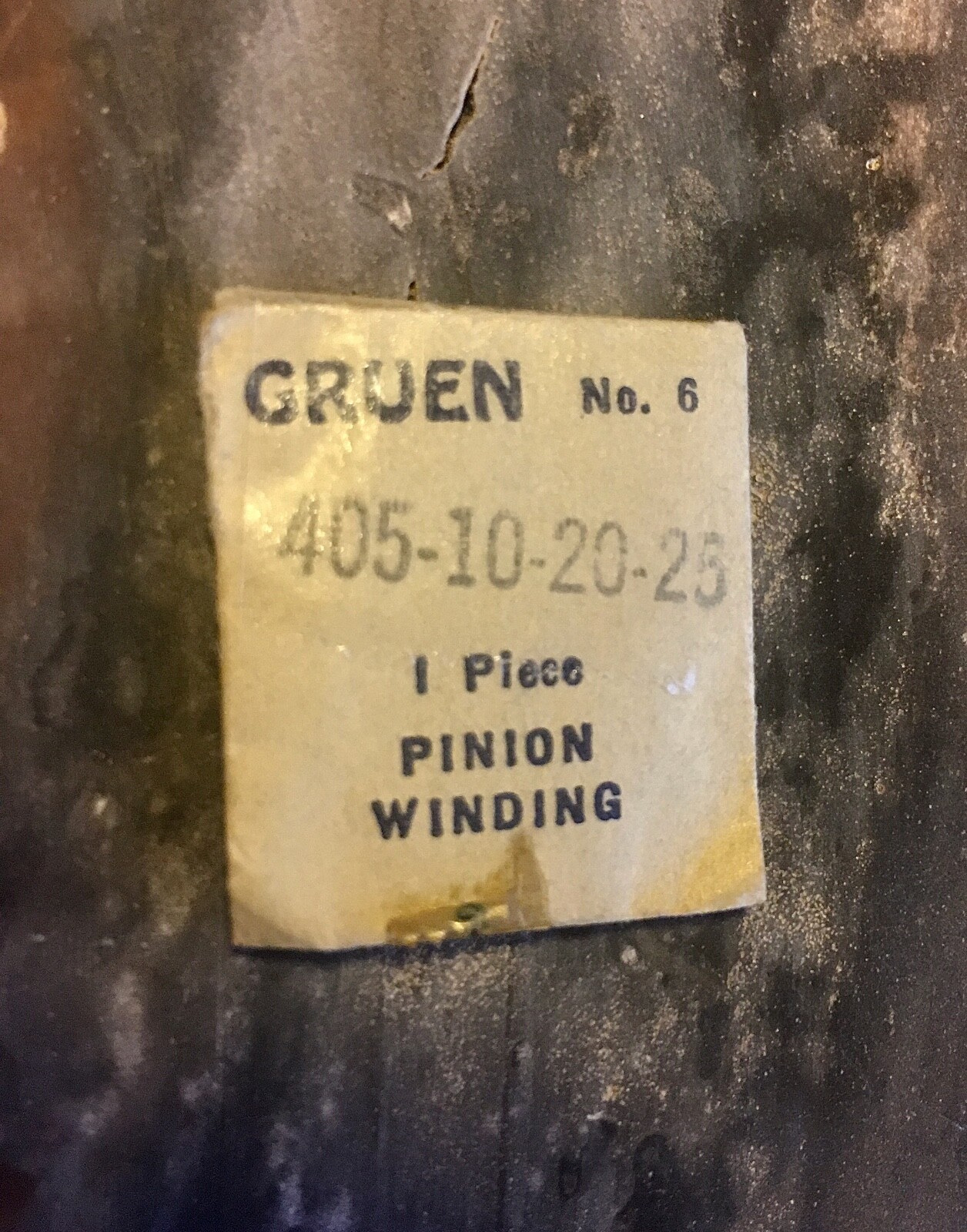 Old Gruen watch 405 caliber to 405SS 406 410 411 425 Winding Pinion part #6 NOS