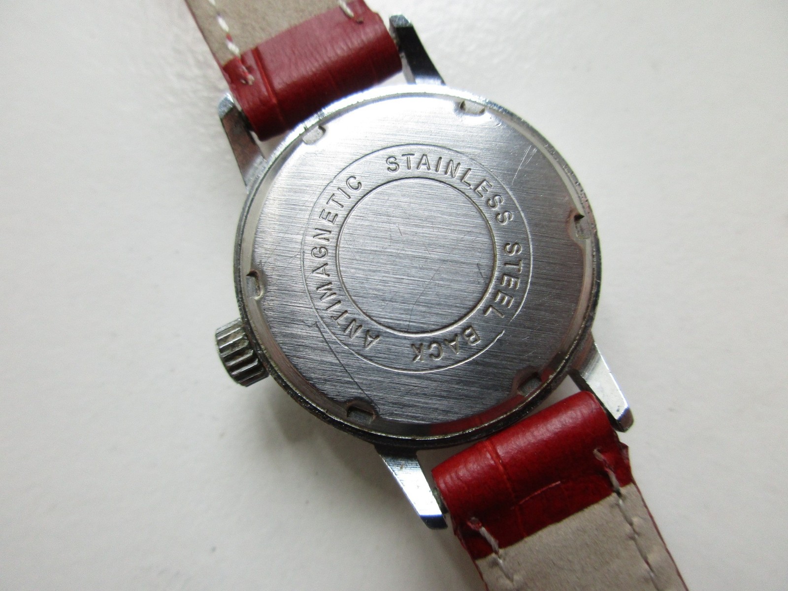 Marti sub seconds red 1970’s boy size watch – FE cal. 233-60 – running
