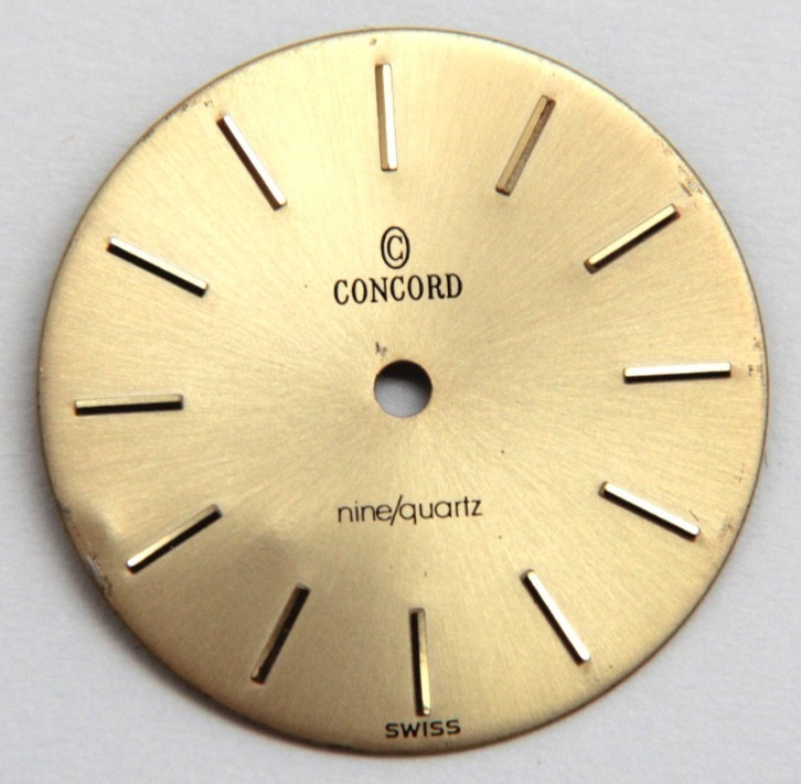 VINTAGE CONCORD NINE/QUARTZ MARINER Brand Watch Dial Gold Tone 19.5mm Diameter